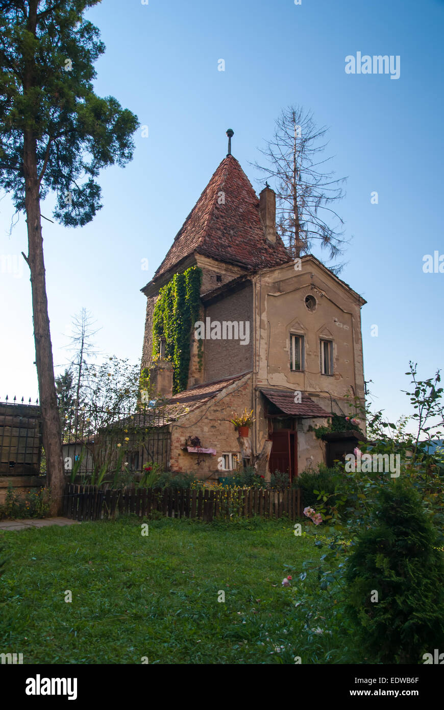 Bella casa antica nel borgo medievale di Sighisoara. La contea di Brasov, Romania Foto Stock