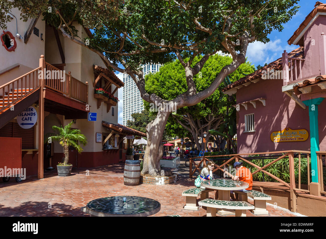 Il Seaport Village, Marina District, San Diego, California, Stati Uniti d'America Foto Stock
