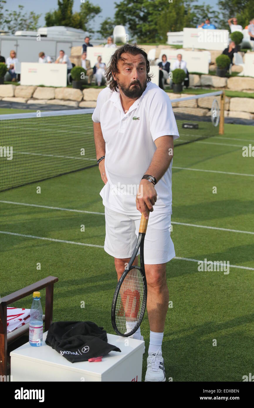 ATP World Tour Mercedes Cup 2014 in TC Weissenhof tennis club. Dotato di:  John McEnroe dove: Stoccarda, Germania Quando: 07 Lug 2014 Foto stock -  Alamy