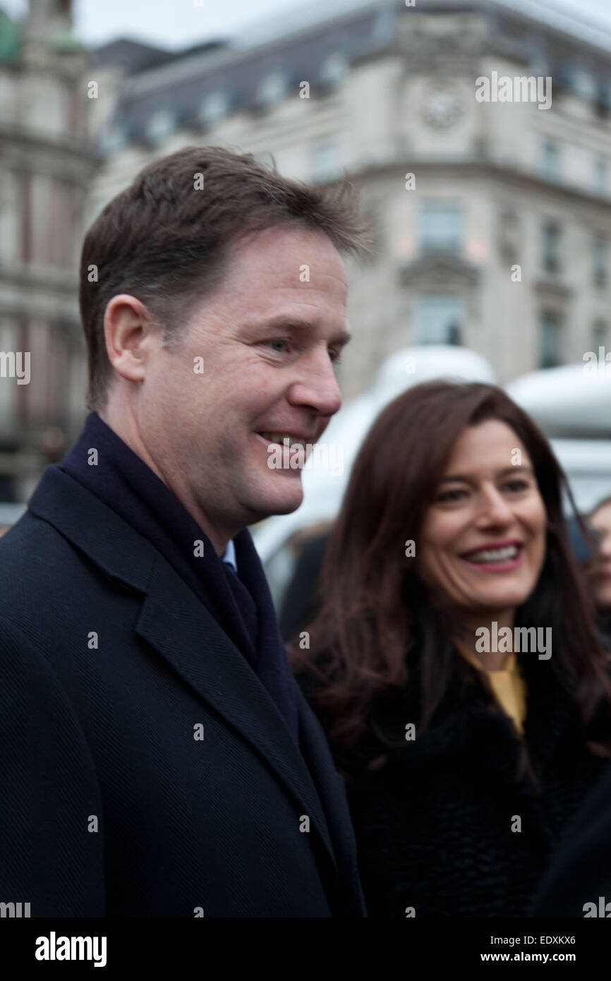 Londra, Regno Unito. 11 gennaio 2015. Nick Clegg, Boris Johnson e l'ambasciatore francese Sylvie Bermann frequentare Unity rally in Trafalgar Square. Credito: Nelson pereira/Alamy Live News Foto Stock