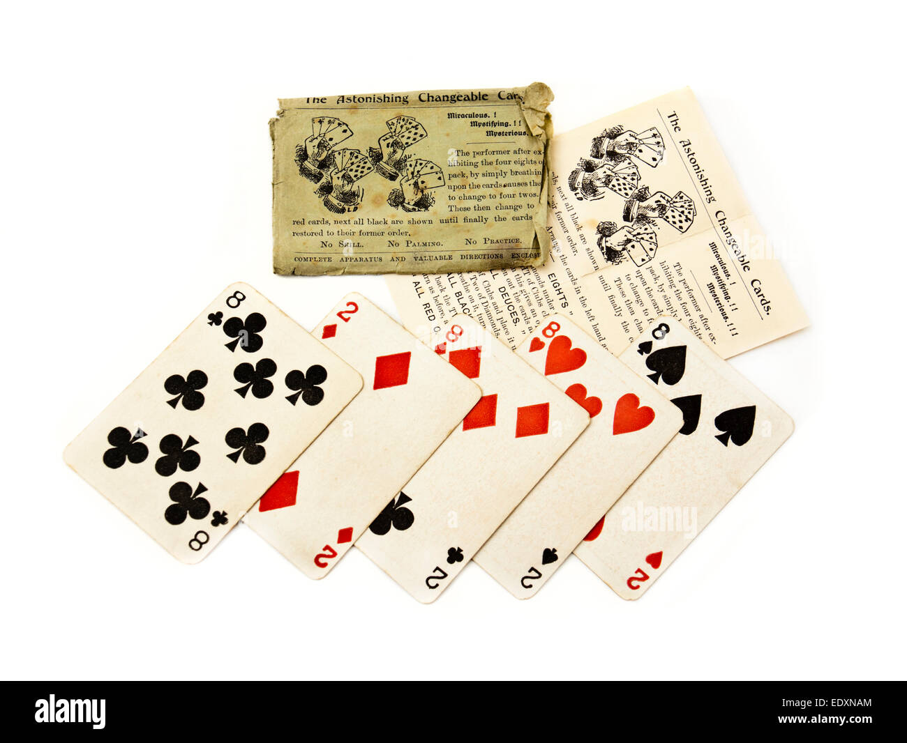 Primi del novecento magic card trick " il sorprendente schede modificabili' dalla Davenport Magic Co, Londra, Inghilterra. Foto Stock