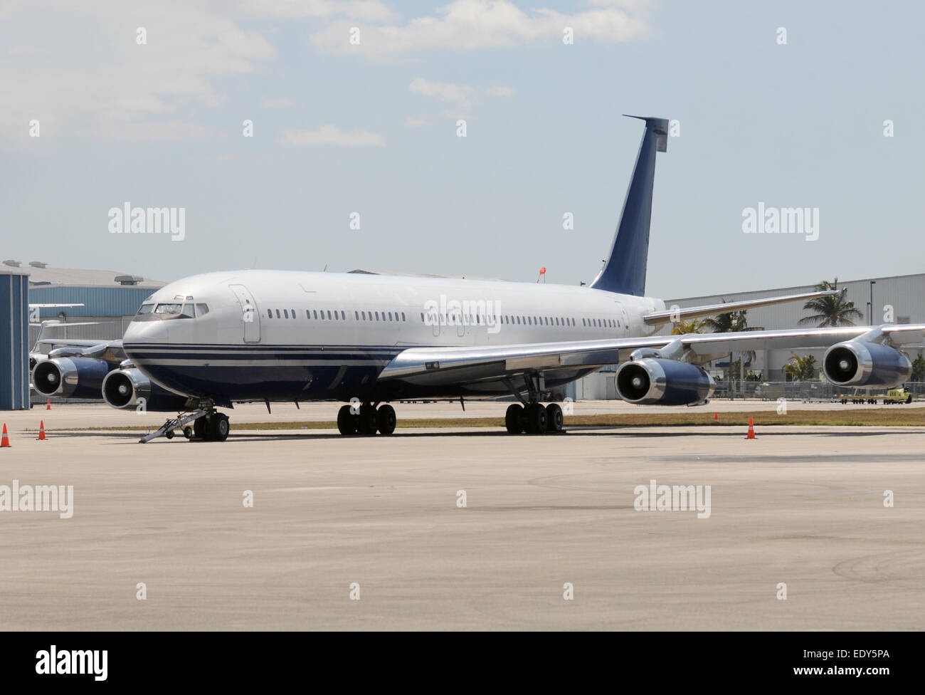 Jetliner retrò fin dai primi giorni di viaggio jet Boeing 707 Foto Stock