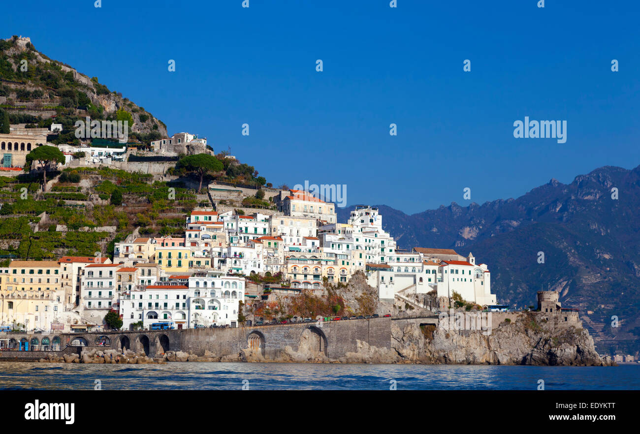 Vista di Amalfi, provincia di Salerno, Campania, Italia Foto Stock