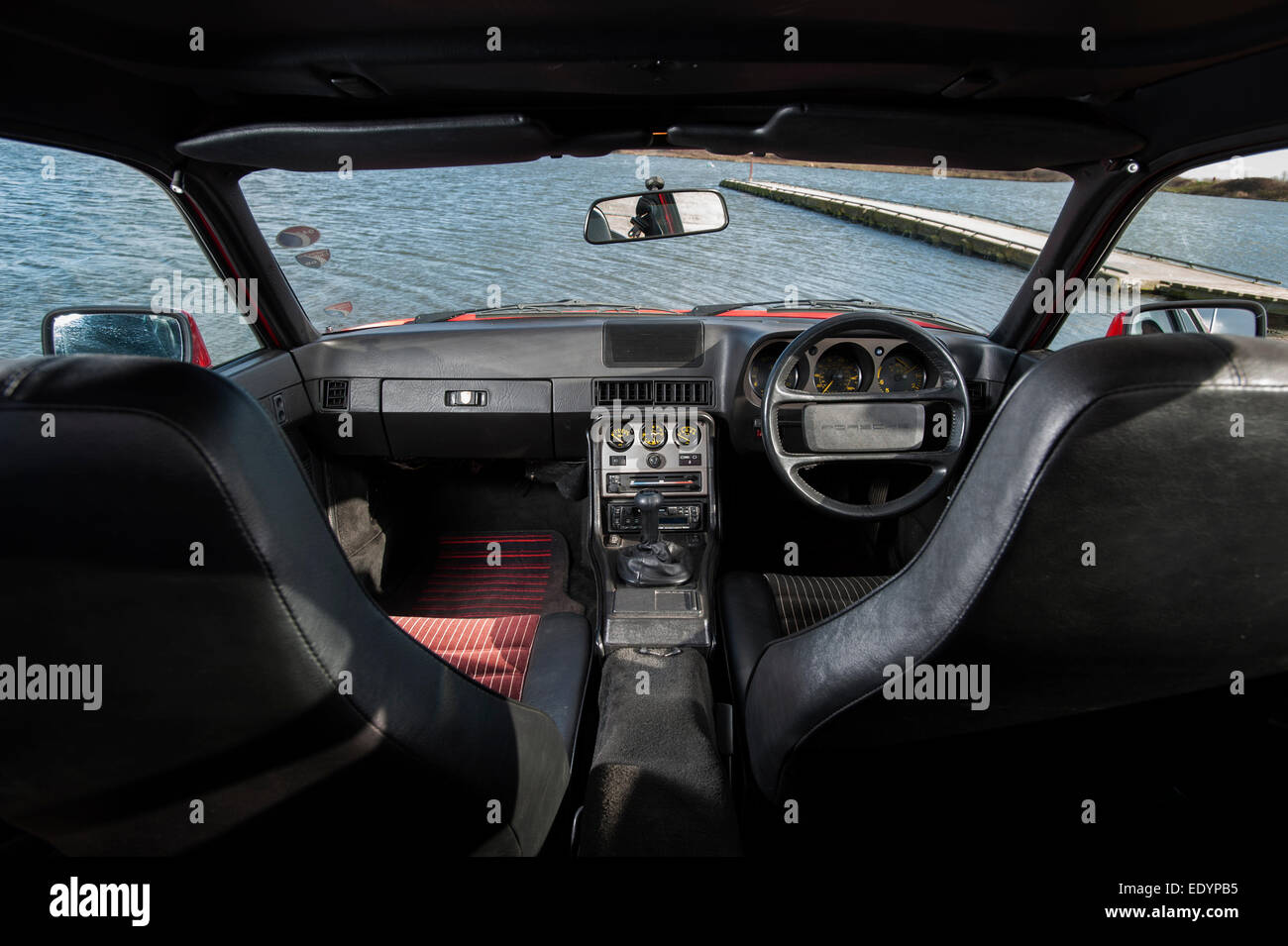 Porsche 944 tedesco sports car interno Foto Stock