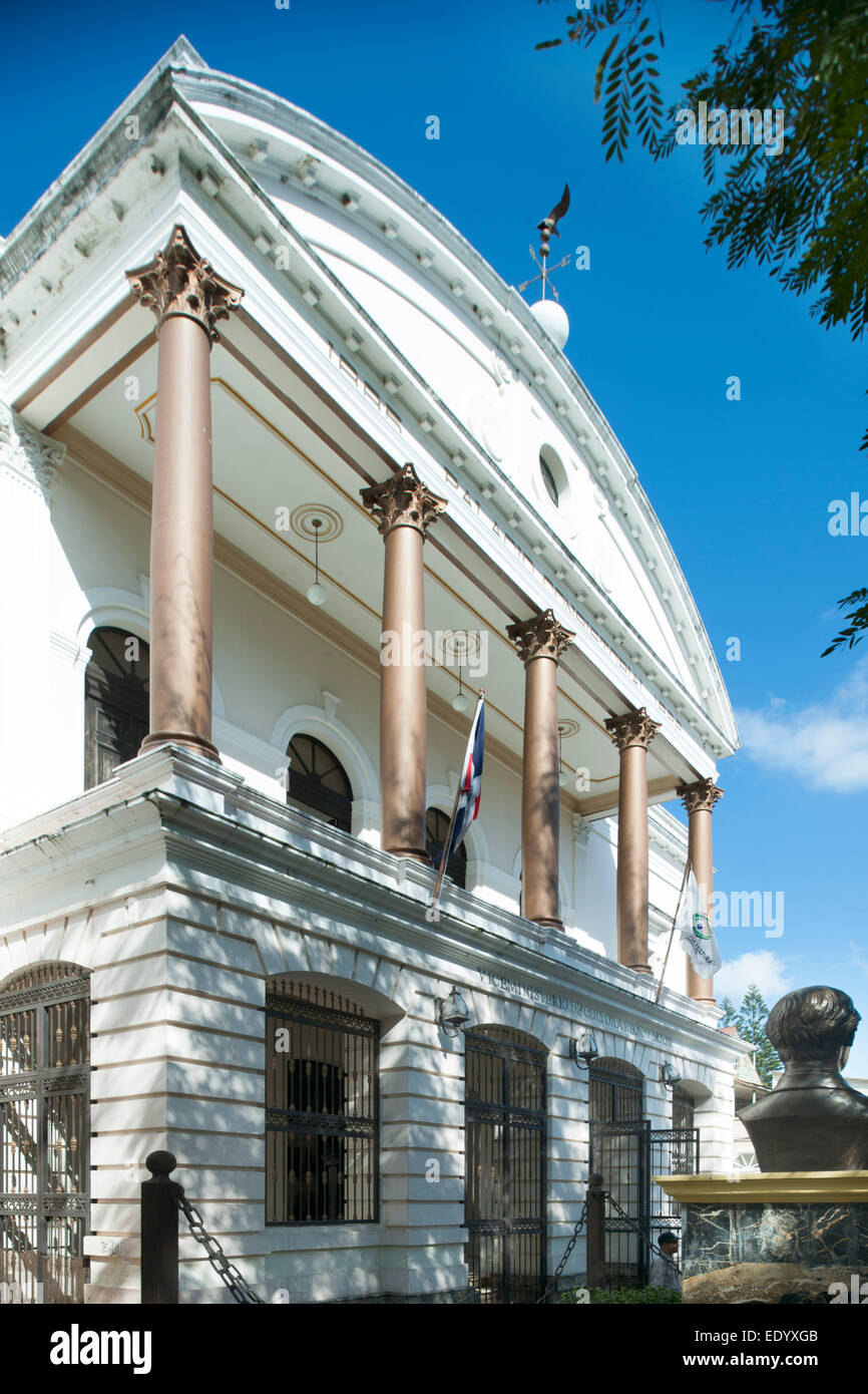 Dominikanische Republik, Cibao-Tal, Santiago de los Caballeros, Centro Historico, Palacio concistoriali, ehemals Rathaus, beherbe Foto Stock