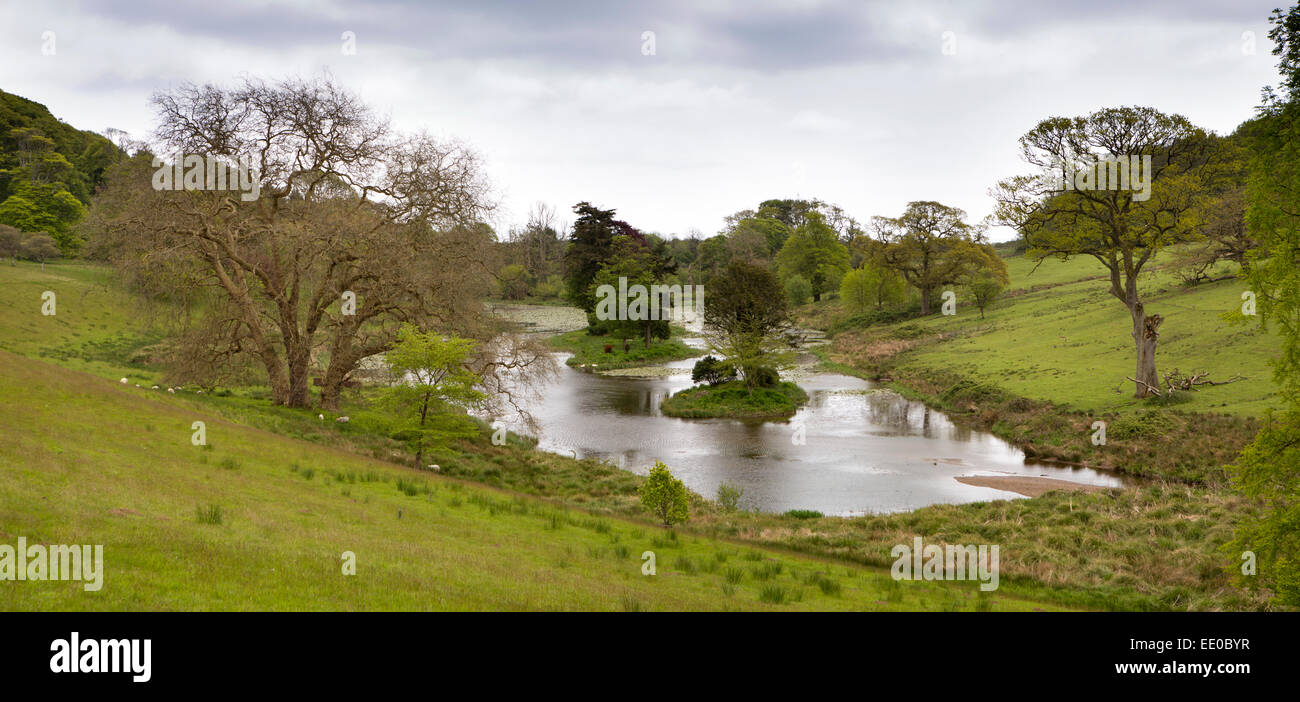 Regno Unito Galles, Swansea, Gower, Penrice Castello, Lago, Vista panoramica Foto Stock