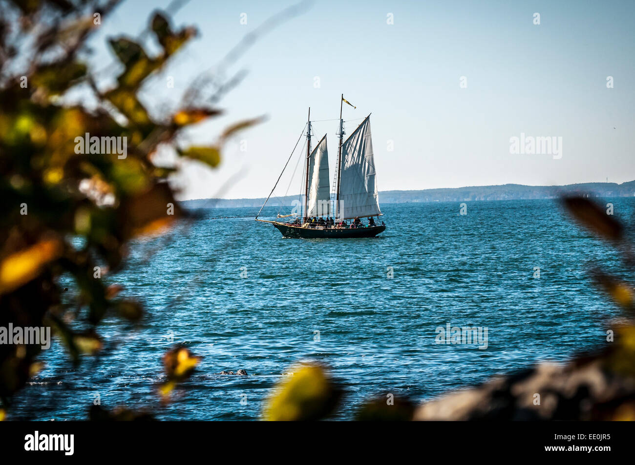 Queste persone arrivare a rivivere ciò che è stato come navigare nei vecchi giorni del montante di due golette anche se è per un po'. Foto Stock
