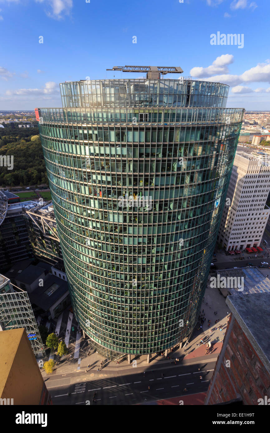 Vista in elevazione, il Sony Center Deutsche Bahn uffici, dalla Panoramapunkt, Kollhoff Edificio, Potsdamer Platz, Berlin, Germania Foto Stock