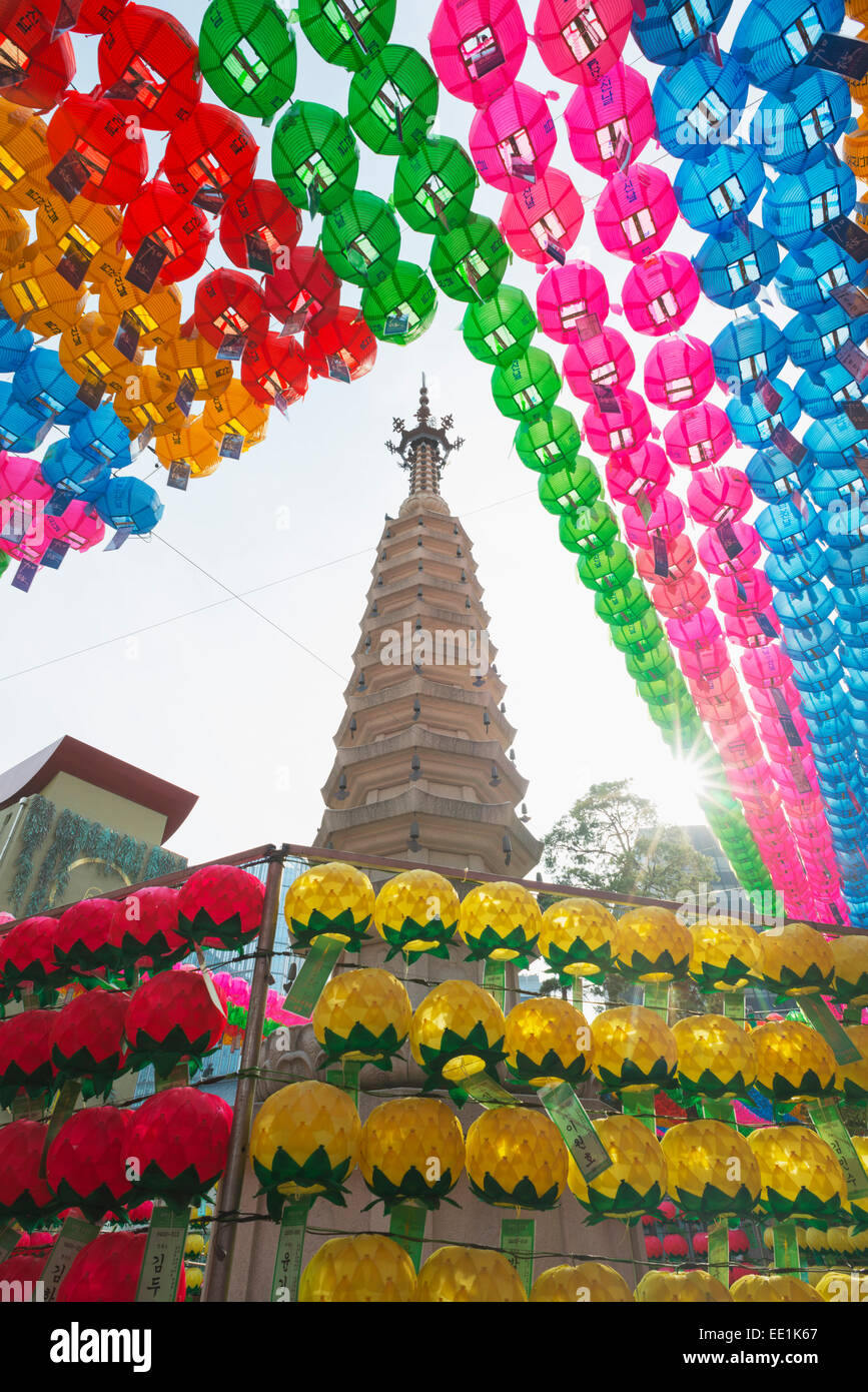 Lanterna decorazioni per il Festival delle Luci, Jogyesa tempio buddista, Seoul, Corea del Sud, Asia Foto Stock