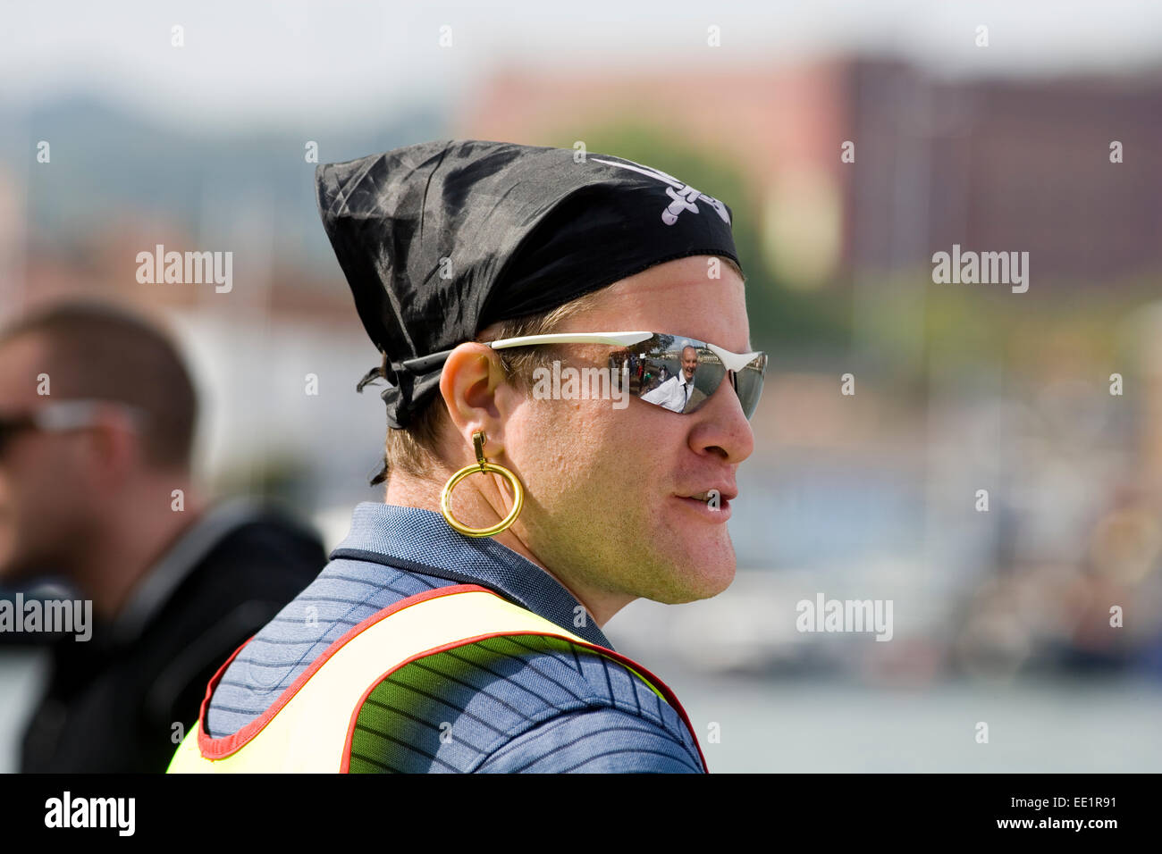 Uomo in un pirati fancy dress costume. Foto Stock