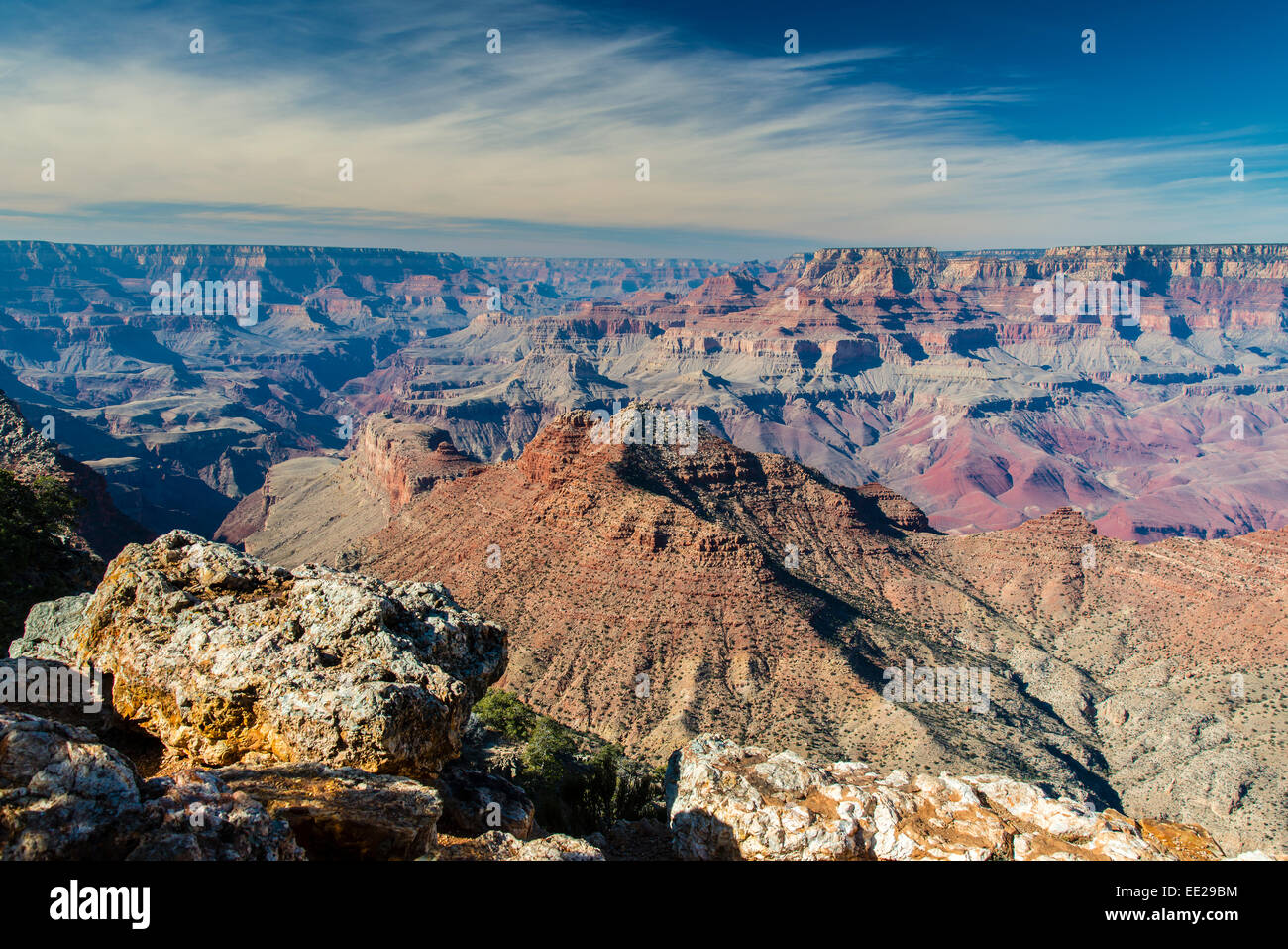 Vista superiore del bordo sud dalla vista del deserto, il Parco Nazionale del Grand Canyon, Arizona, Stati Uniti d'America Foto Stock
