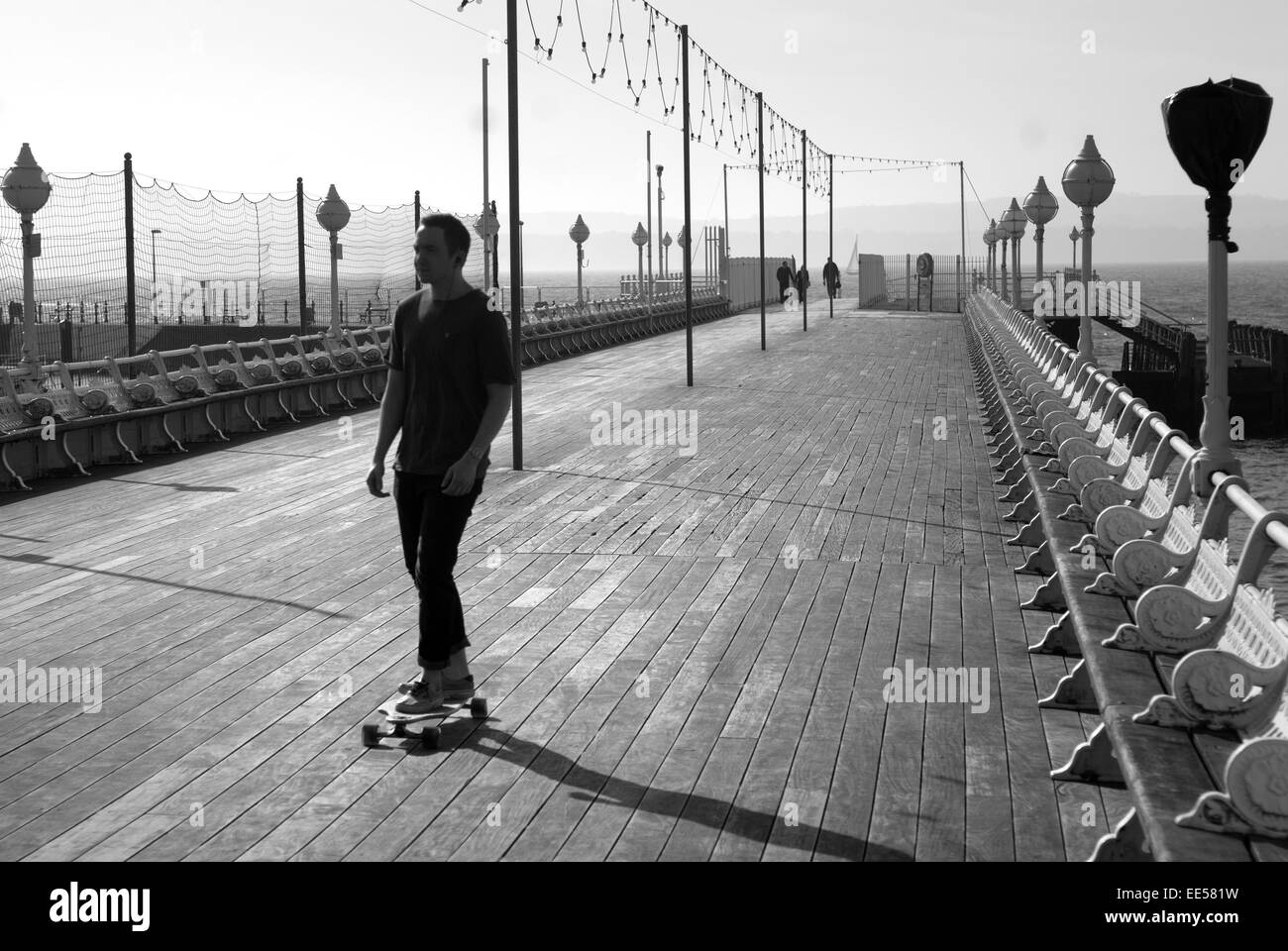 Guidatore di skateboard, Principessa Pier, Torquay, Devon Foto Stock