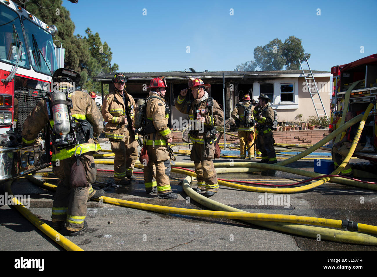 Struttura residenziale Fire, San Diego, California, Stati Uniti d'America Foto Stock