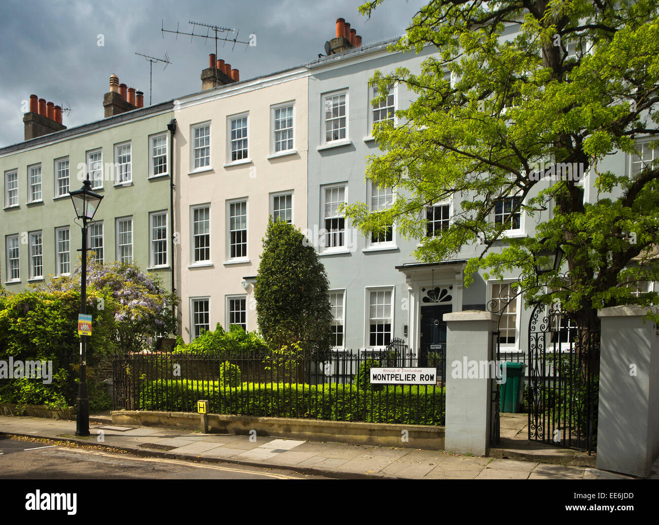 UK, Londra, Twickenham, Montpelier Row, 1720 terrazza di case in stile georgiano Foto Stock