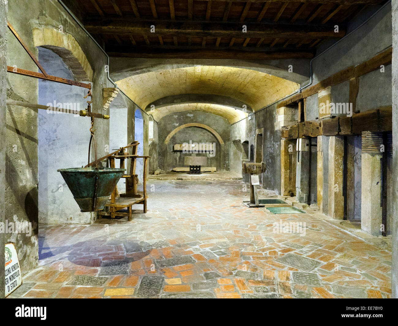 Il vecchio frantoio sala di Palazzo Orsini - Pitigliano, Italia Foto Stock