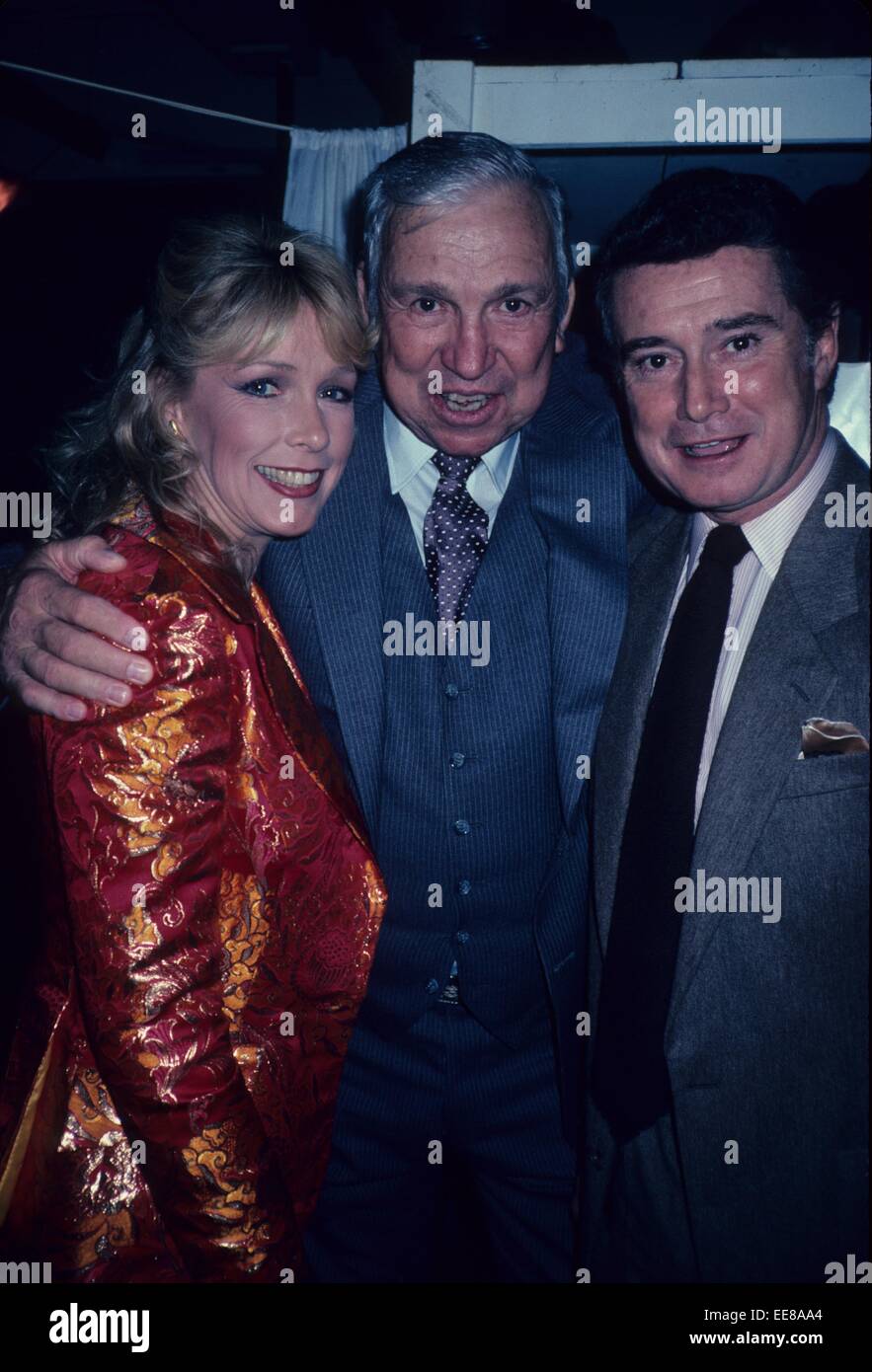 STELLA STEVENS con Slim Pickens e Regis Philbin.(Immagine di credito: © Judie Burstein/Globe foto/ZUMA filo) Foto Stock