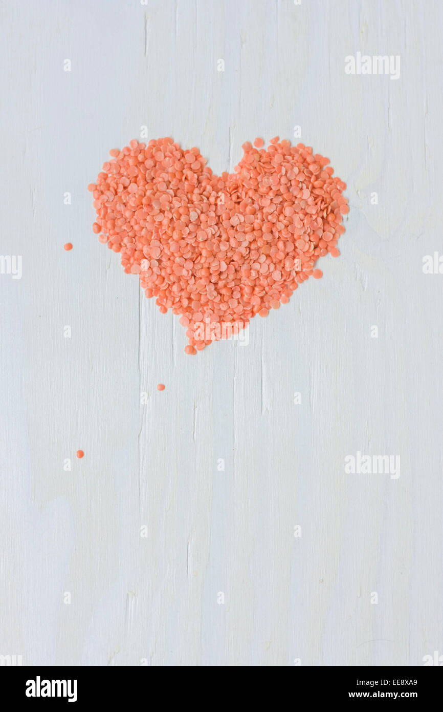 San Valentino cuore fatta di legumi. Simbolo della dieta sana e amore per il cibo. Foto Stock