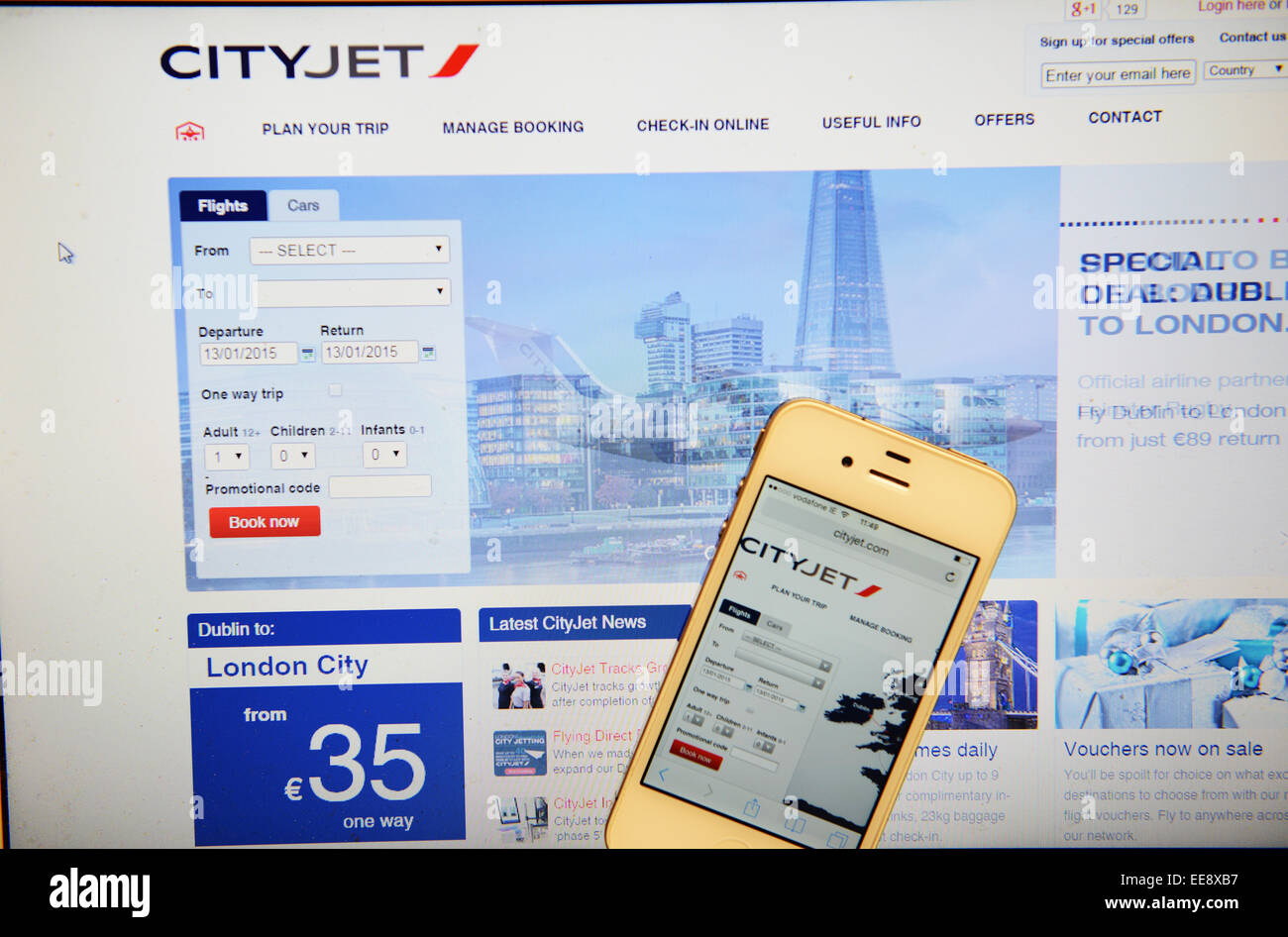 City Jet Sito web con Iphone Foto Stock