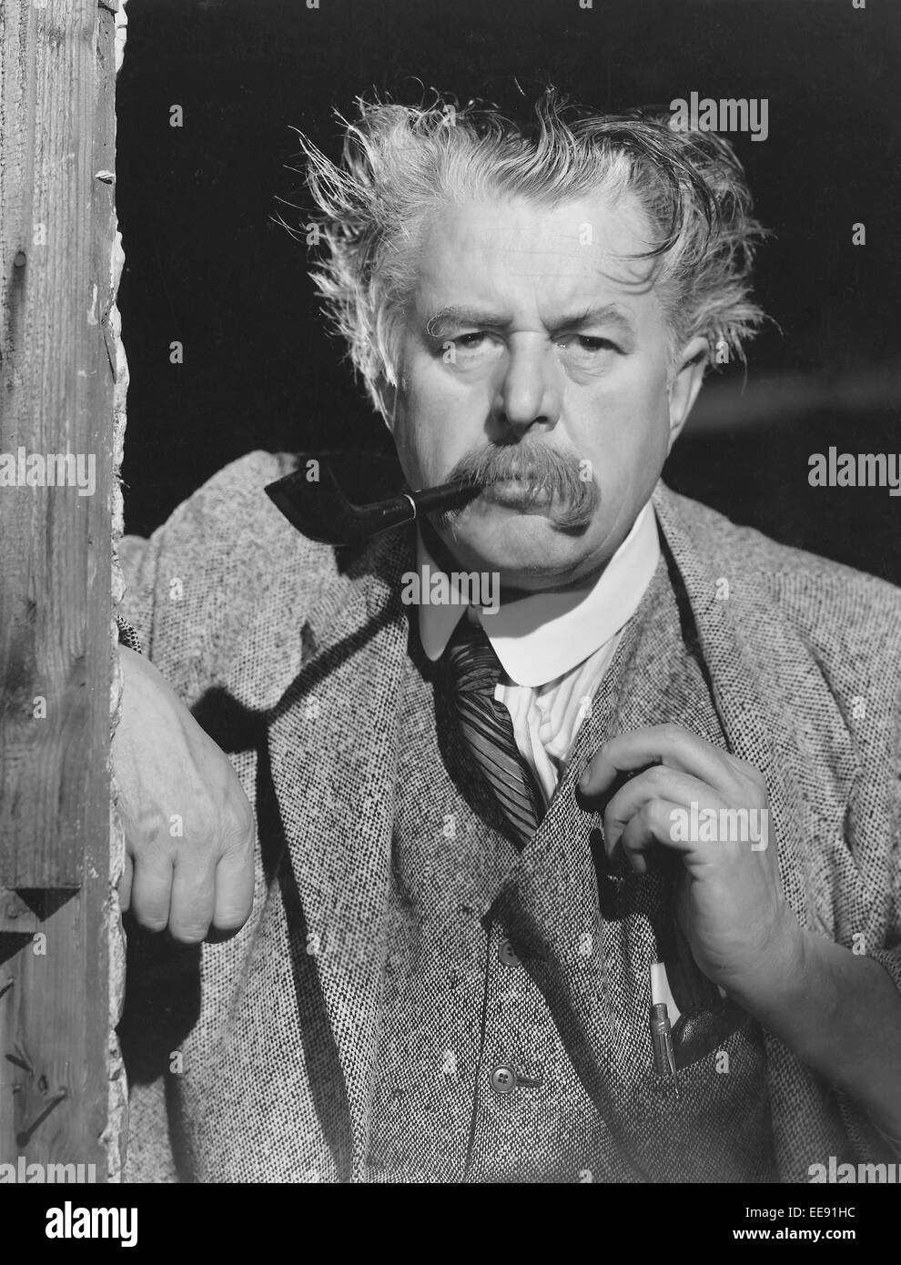 Reginald Owen, sul set del film, 'MRS. Miniver', 1942 Foto Stock