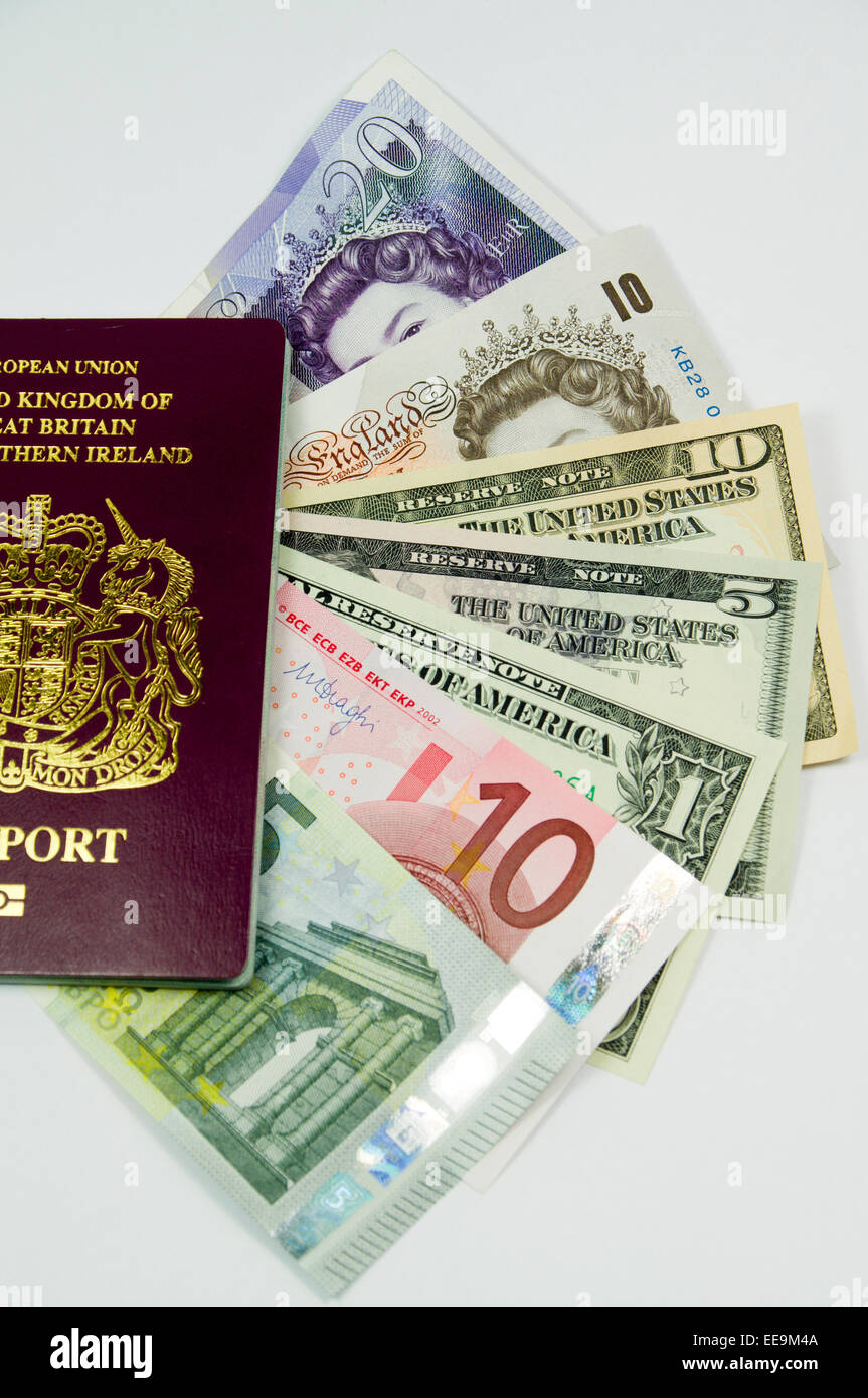 Passaporto britannico, Sterline Dollari ed Euro Foto Stock