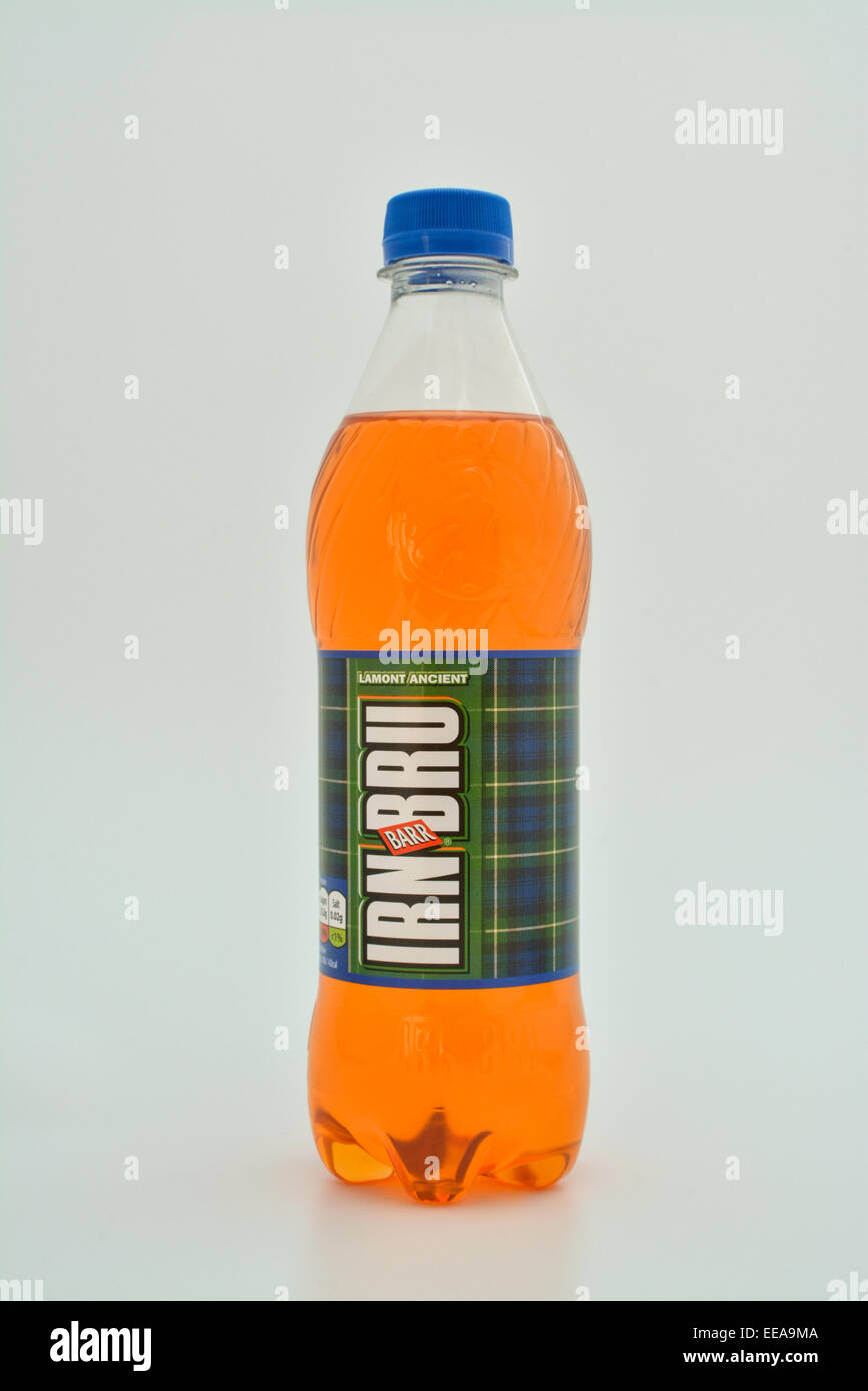 Bottiglia di Irn-Bru con tartan etichetta clan Foto Stock