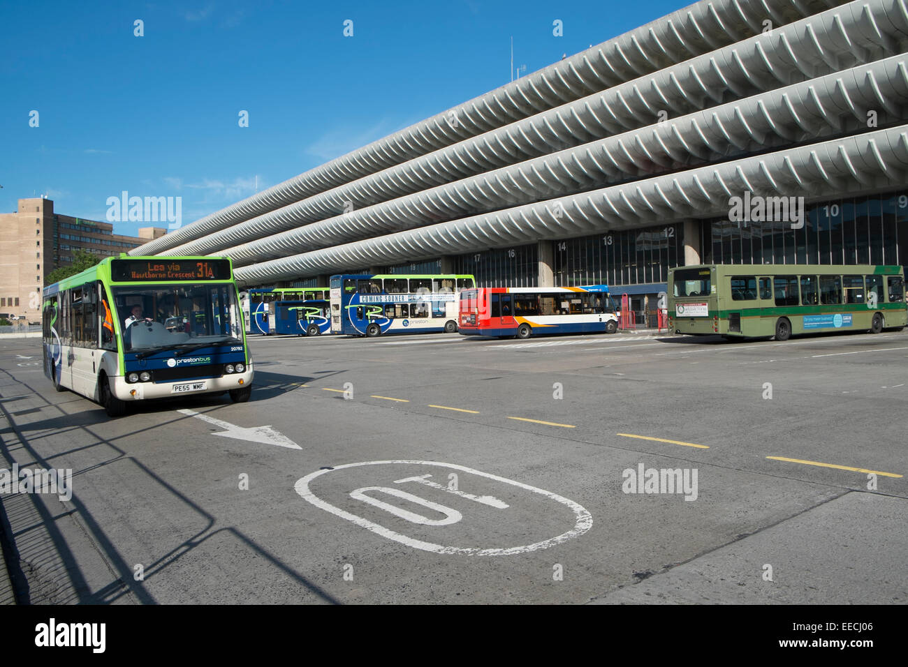 Preston Lancashire: Preston la stazione di autobus è spesso citato come un ottimo esempio di architettura Britalist ed è ora un edificio elencato Foto Stock