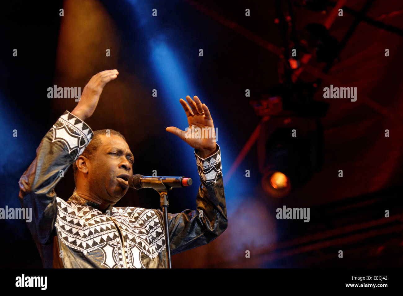 Youssou N'Dour, Open Air Stage, WOMAD 2014, Inghilterra, Regno Unito, GB. Foto Stock