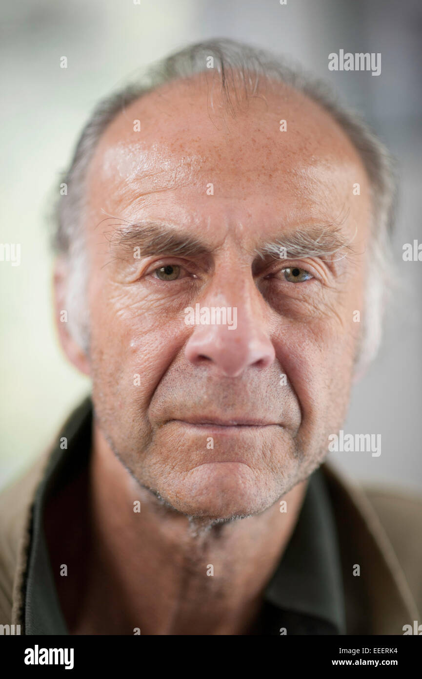 Sir Ranulph Fiennes a casa sulla sua azienda Foto Stock