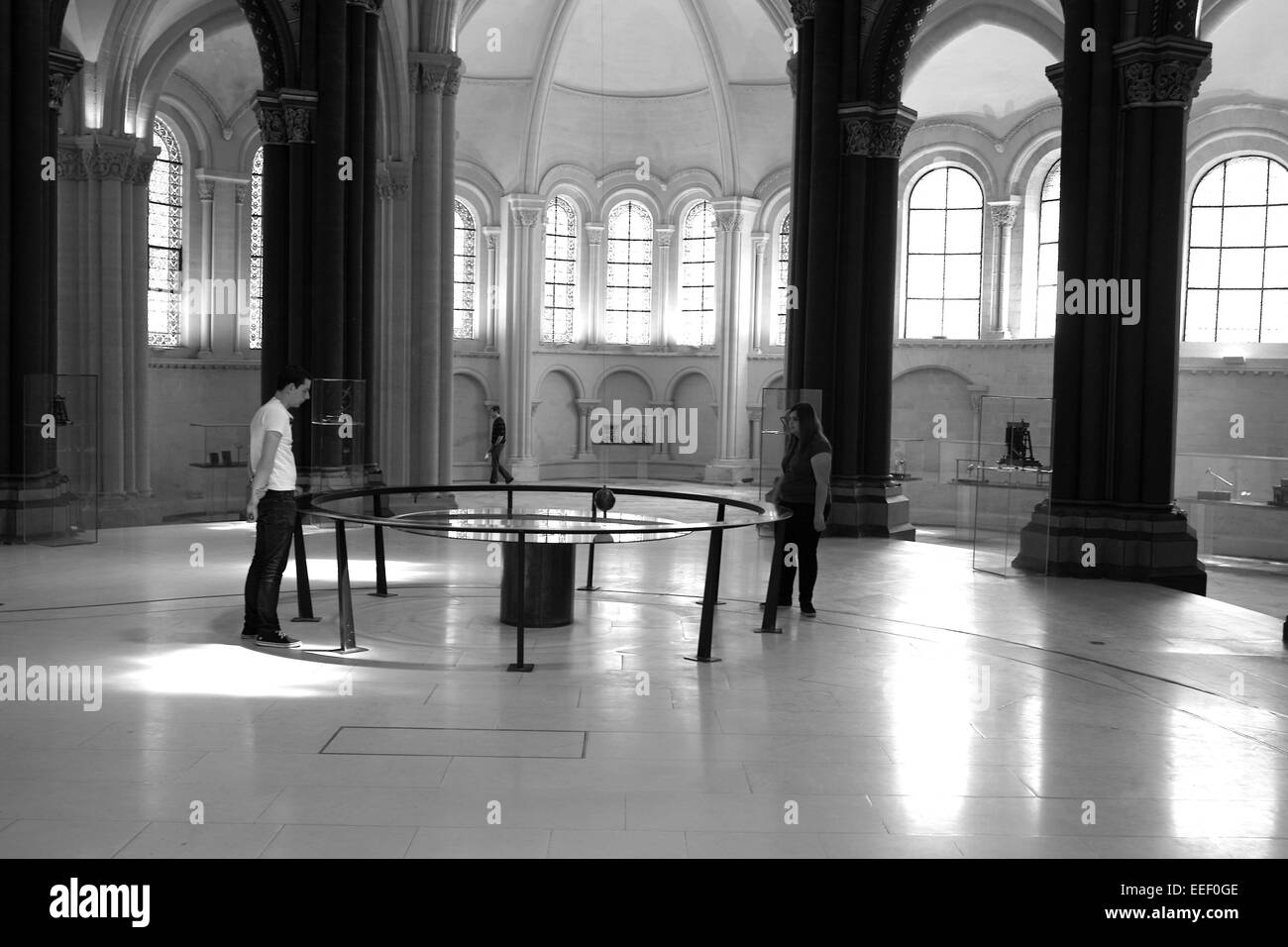 Il Pendolo di Foucault, il Musee des Arts et Metiers, Parigi Foto Stock