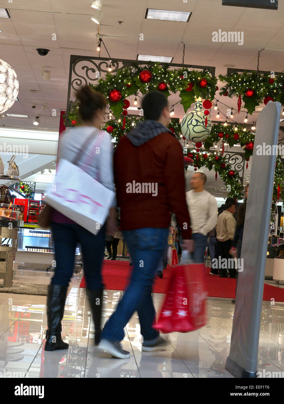 CARTELLO AUTOADESIVO 'DIVIETO PULIRE ORGANI IN MOTO'. MM. 350X125