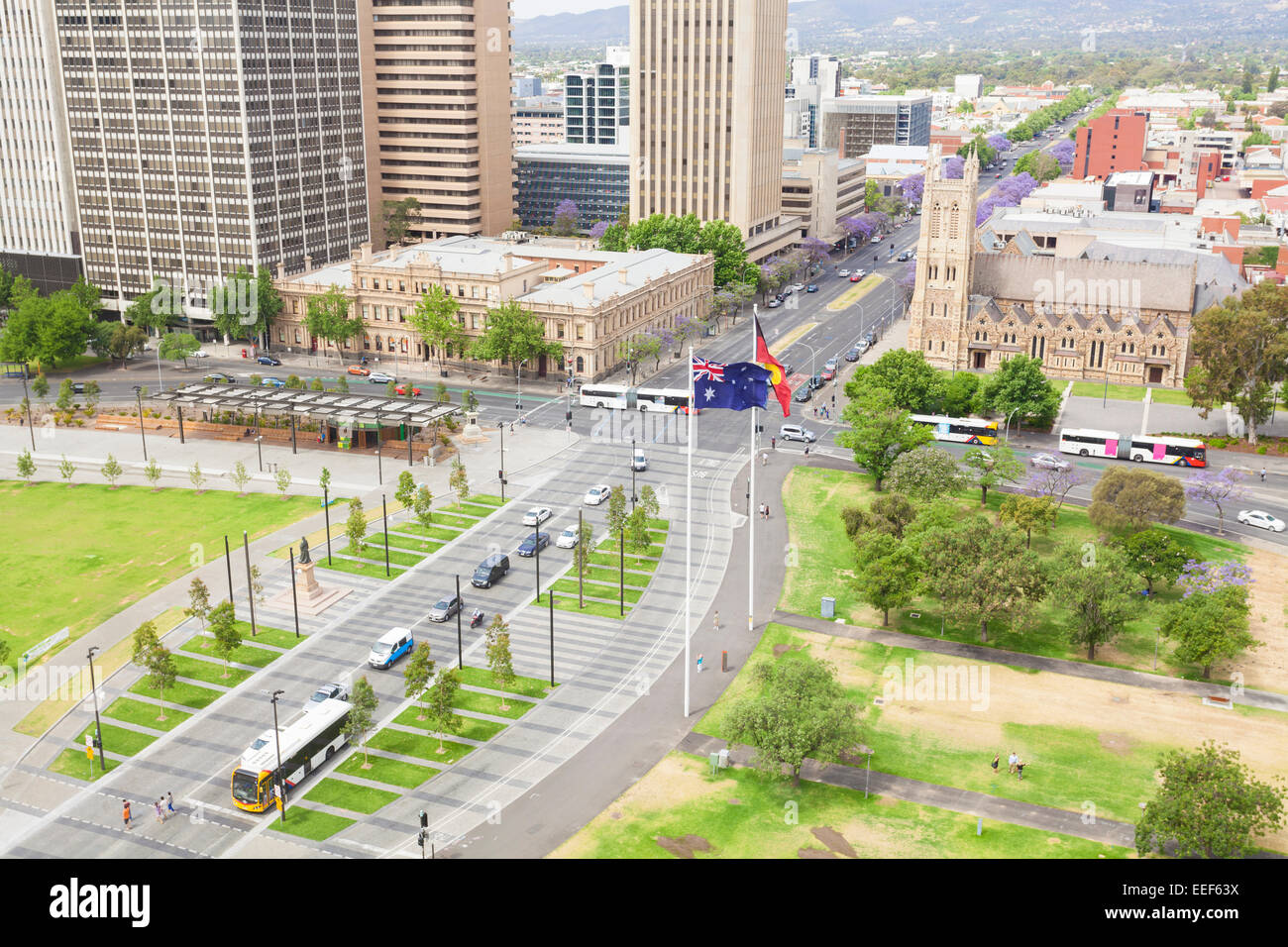 Vista della città di Adelaide in Australia in ore diurne Foto Stock