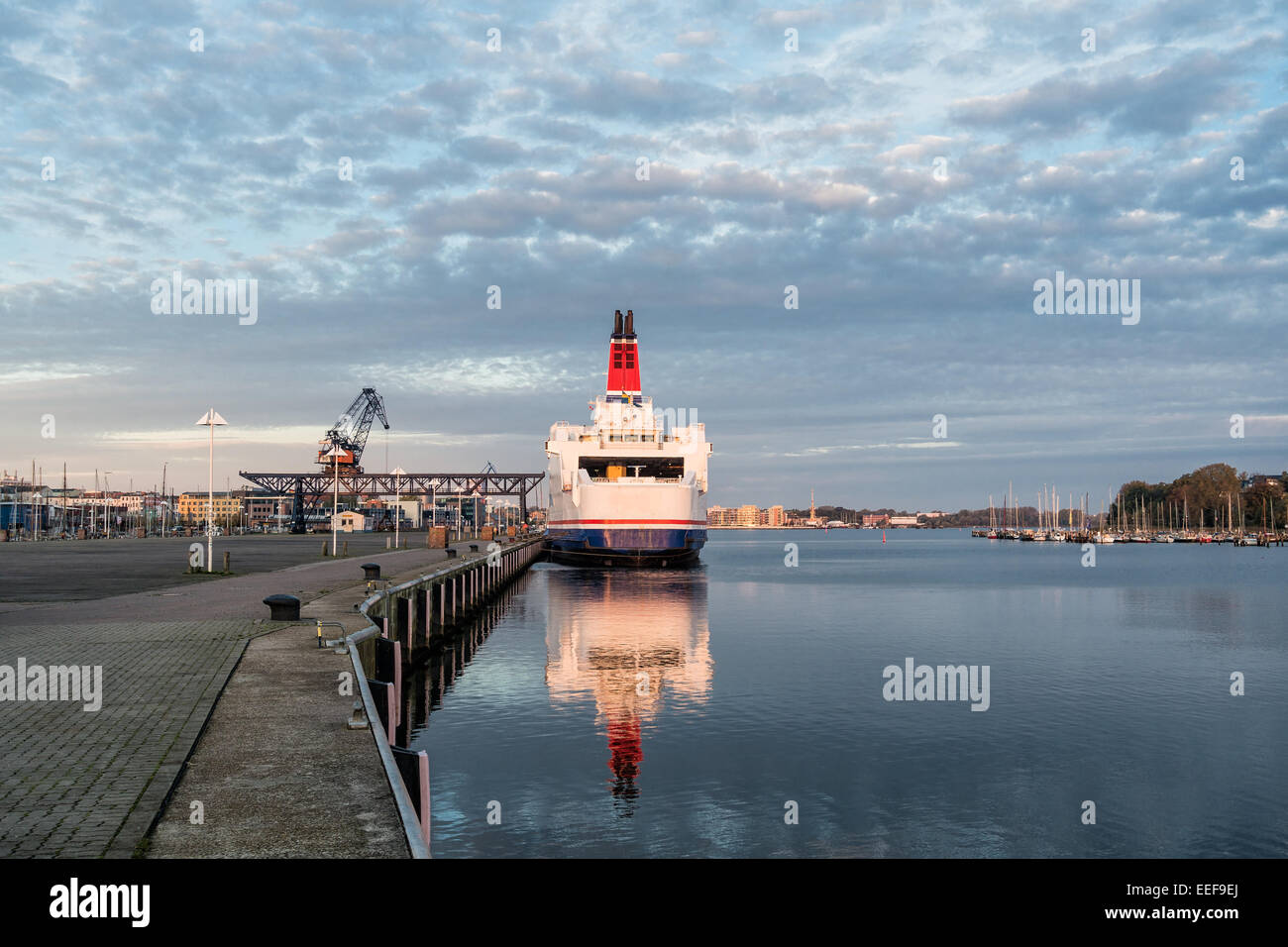 Porto di Rostock (Germania) Foto Stock
