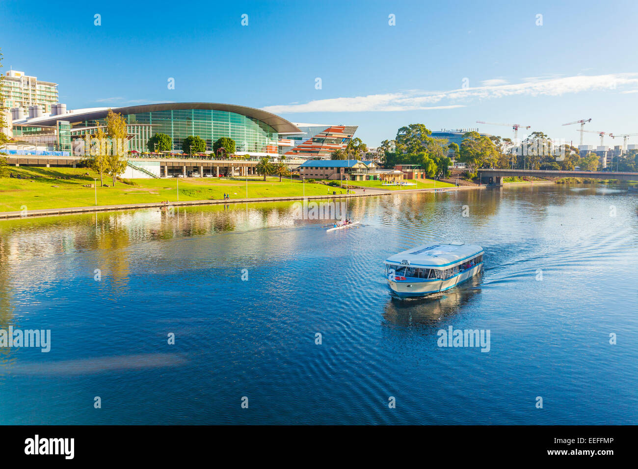 Città di Adelaide in Australia durante le ore diurne Foto Stock