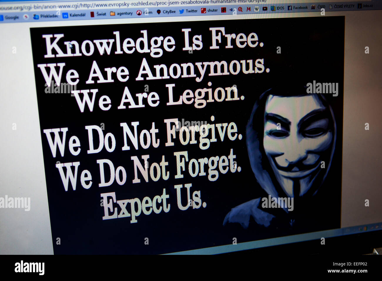 La schermata del messaggio computer su un sito web hacked in tutto il mondo dal gruppo hacktivist anonimo hacker Foto Stock