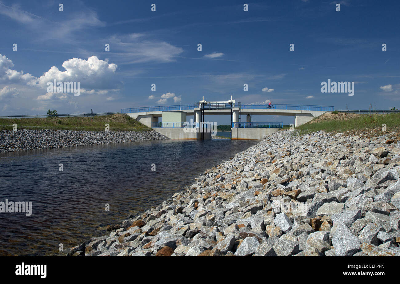 Piccolo Partwitz, in Germania, in segno di avvertimento sulle rive del lago Partwitz Foto Stock