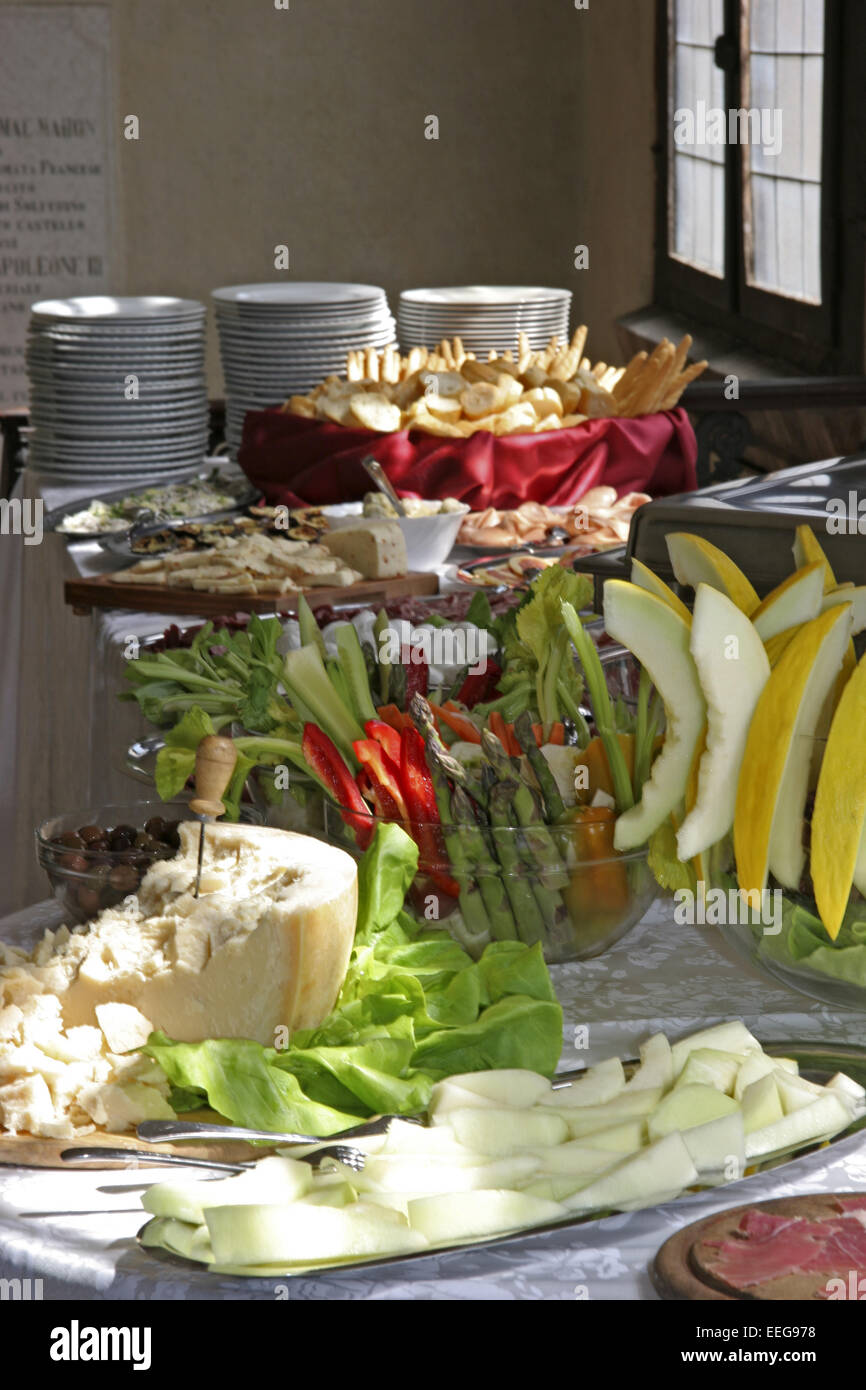 Essen, Ernaehrung, Speisen, schlemmen, kaltes, Buffet, Italien, italienisch, Spezialitaeten, Genuss, cibo, still life, Sachaufna Foto Stock