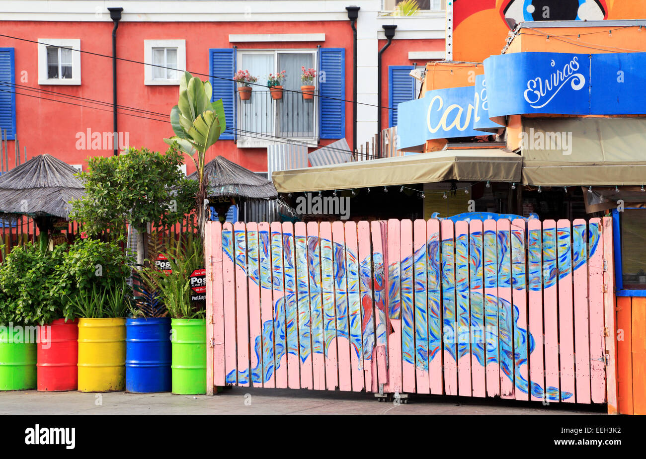 Opere d'arte sul ristorante a Santa Monica, California. Foto Stock