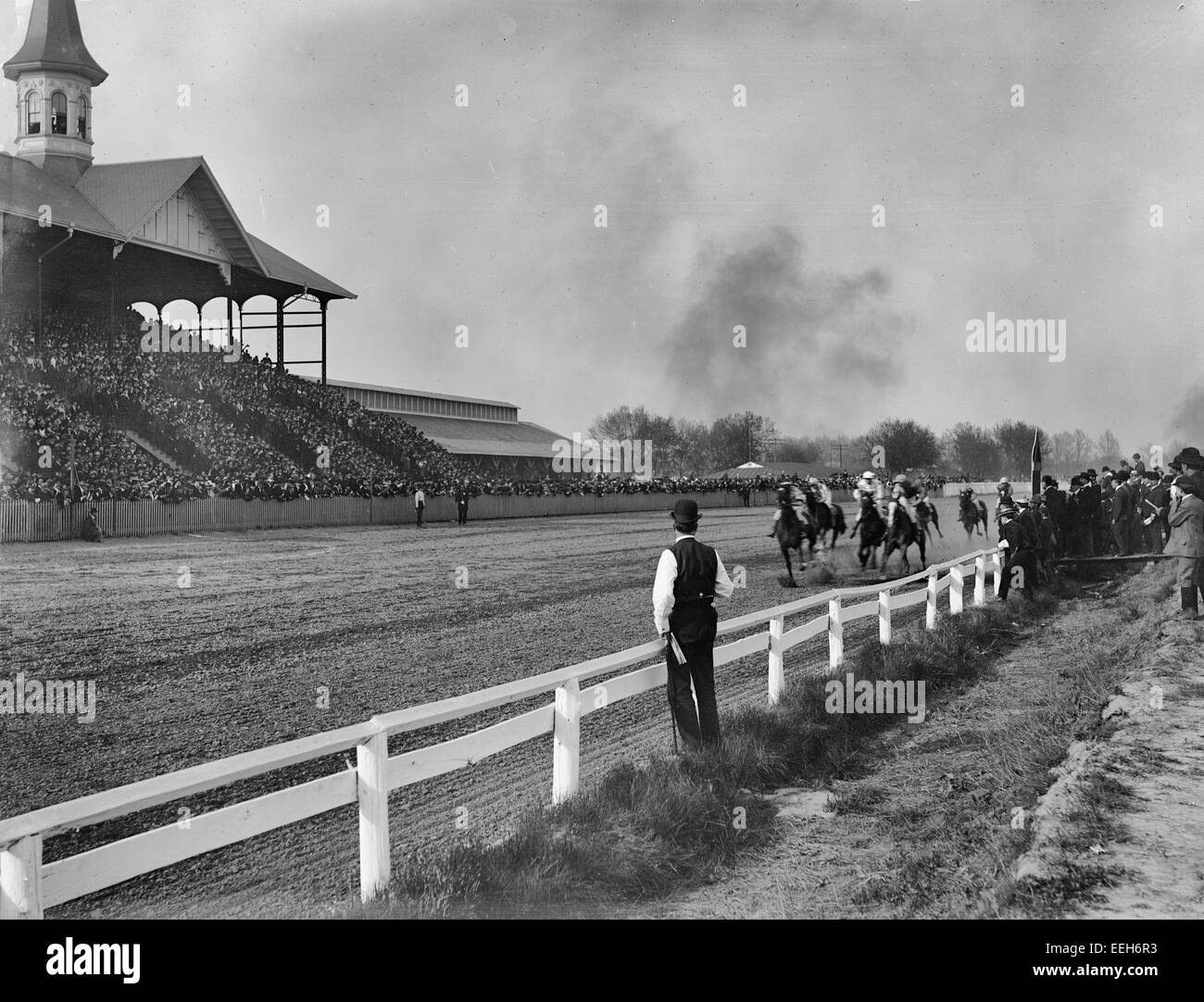 Fine di un miglio di corsa, Derby Day 1901, Louisville, Kentucky Foto Stock