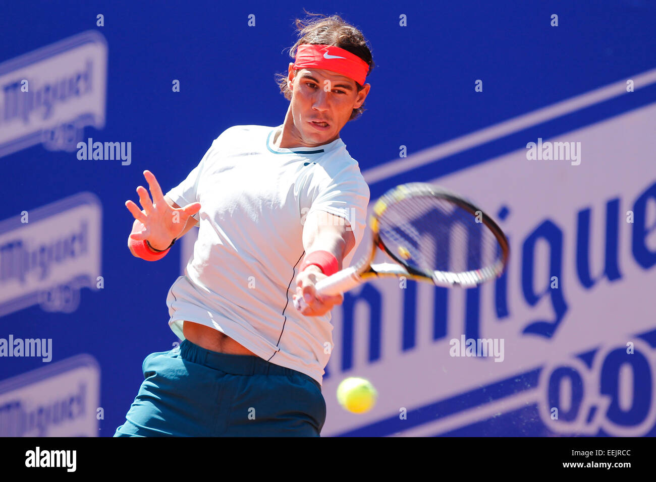 Lo spagnolo giocatore di tennis Rafael Nadal giocando a Banc Sabadell ATP open a Barcellona, Spagna Foto Stock