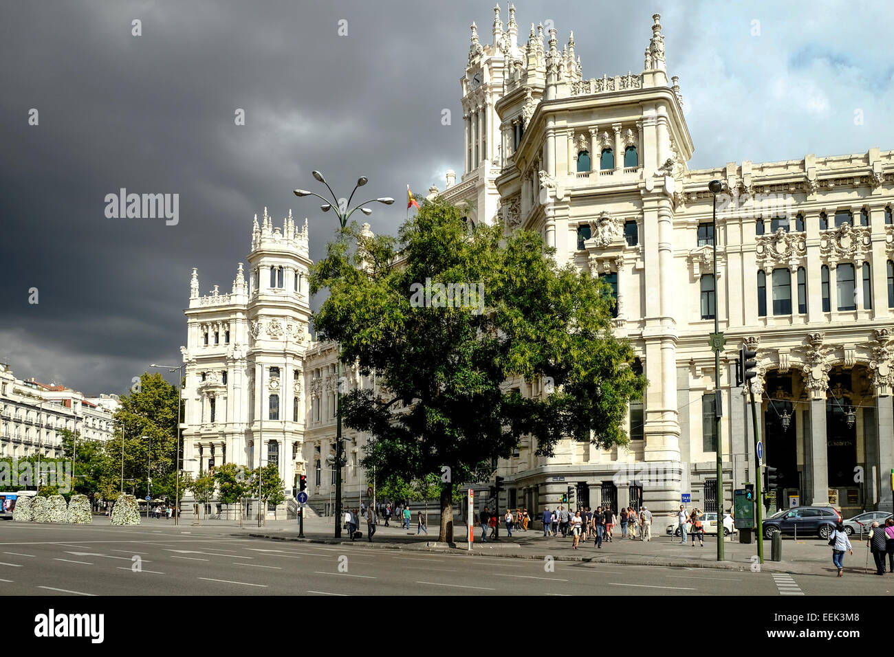 Il Consiglio comunale della città di edificio e piazza Cibeles. La città di Madrid. Capitale della Spagna. Europa Foto Stock