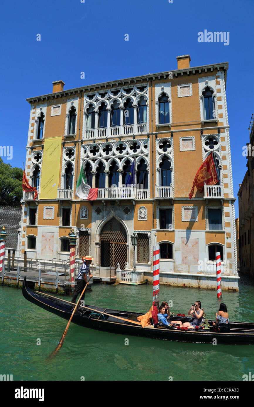 Palazzo Cavalli-Franchetti presso il Grand Canal, Venezia Foto Stock