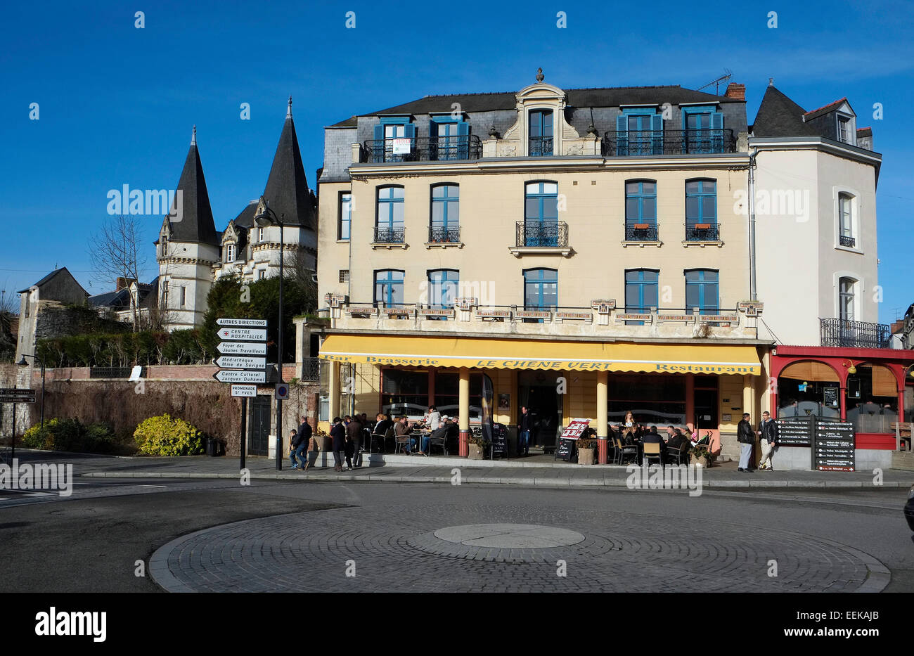 Le Chene Vert ristorante in vitre, Bretagna Francia Foto Stock