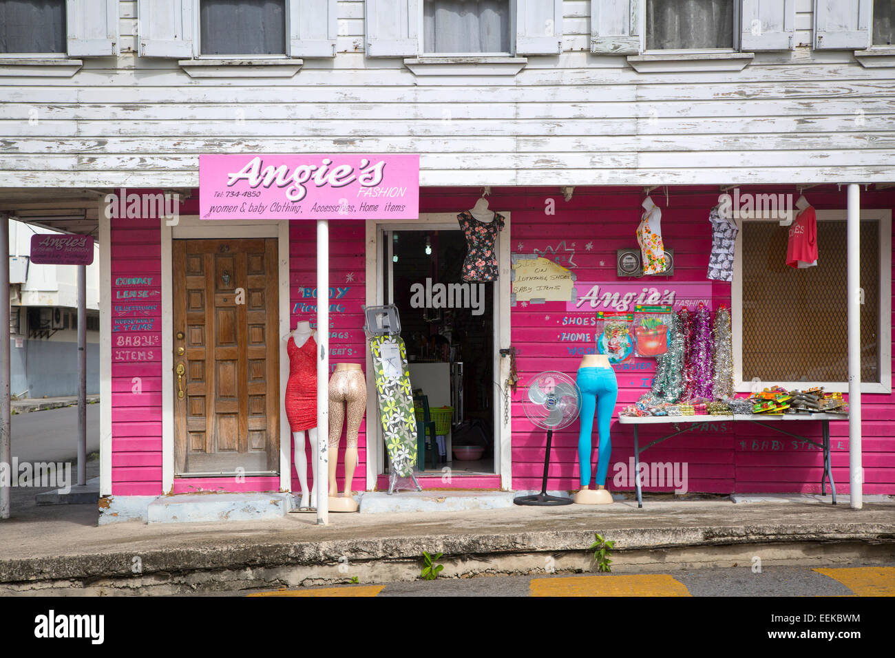 Angie di bambini e donne negozio di abbigliamento, St John's, Antigua, West Indies Foto Stock