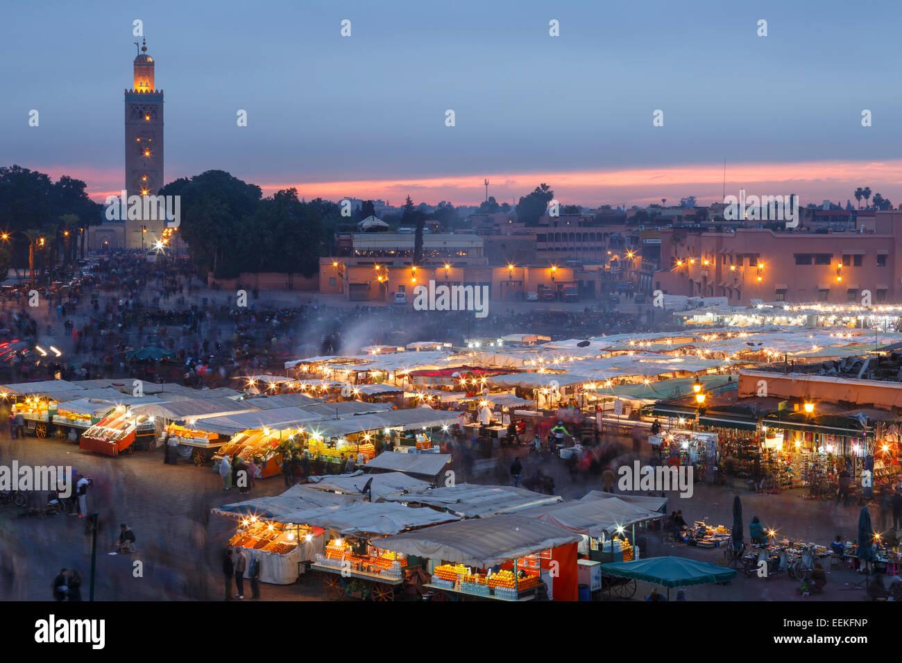 Vista della piazza Jemaa El Efna square. Marrakech. Il Marocco. Il Nord Africa. Africa Foto Stock
