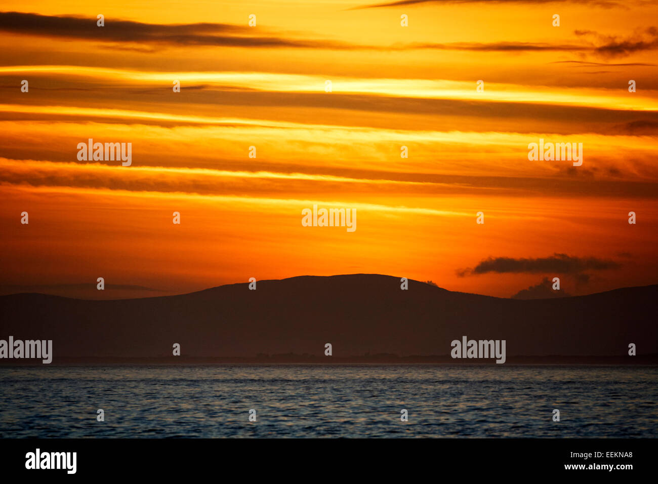 Sun impostazione sulla penisola di fanad Donegal Irlanda Foto Stock