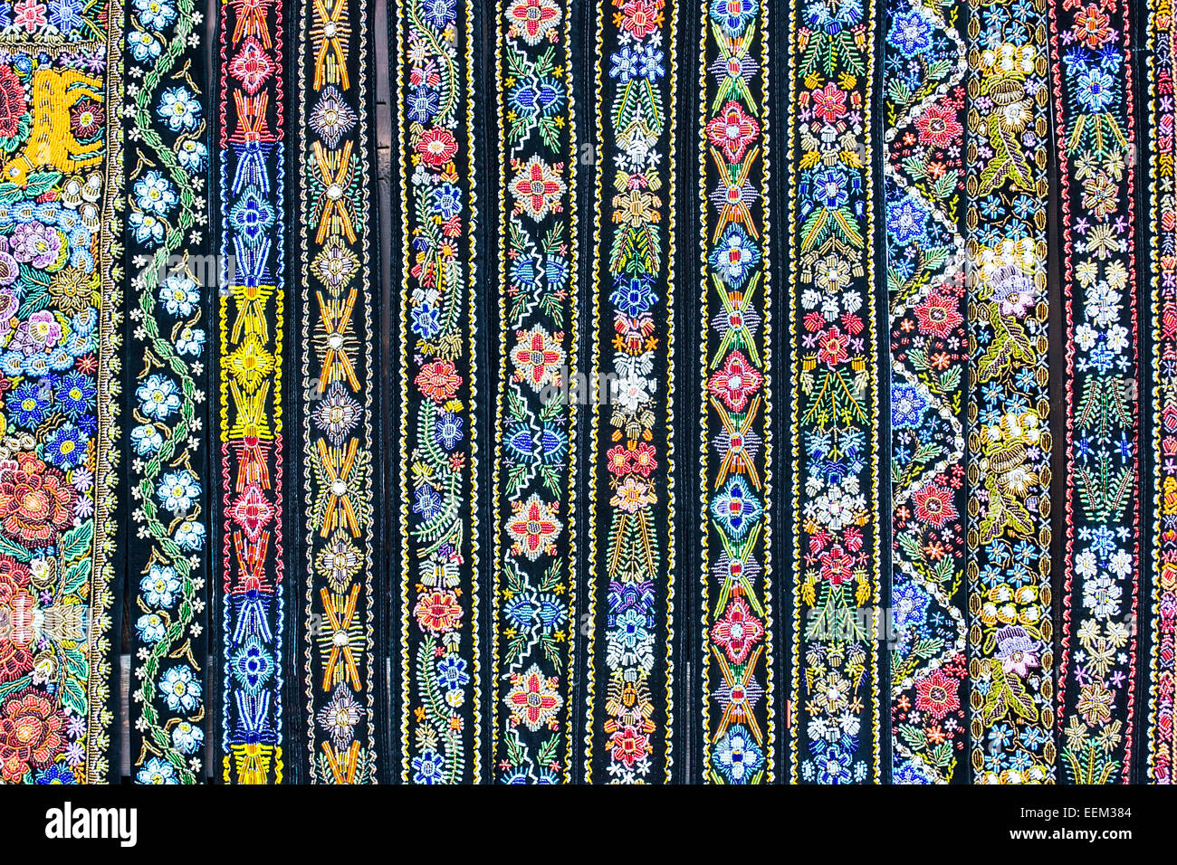 Una dozzina di tradizionali nastri decorativi. Foto Stock