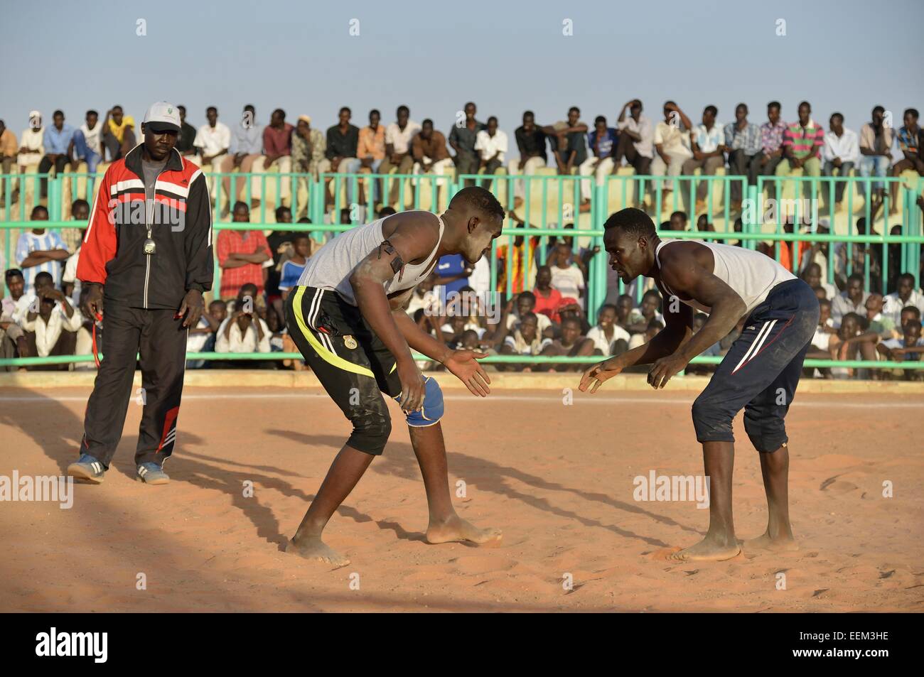 Nuba combattimenti, Nuba Wrestling, Haj Yusef distretto, Kharthoum, Sudan Foto Stock