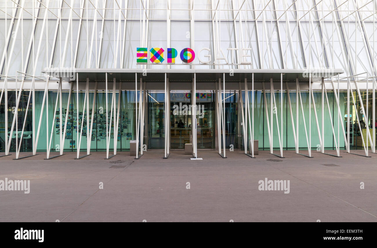 EXPO porta dell'Esposizione Universale di Milano 2015, Largo Cairoli, Via Dante, Milano, Italia Foto Stock