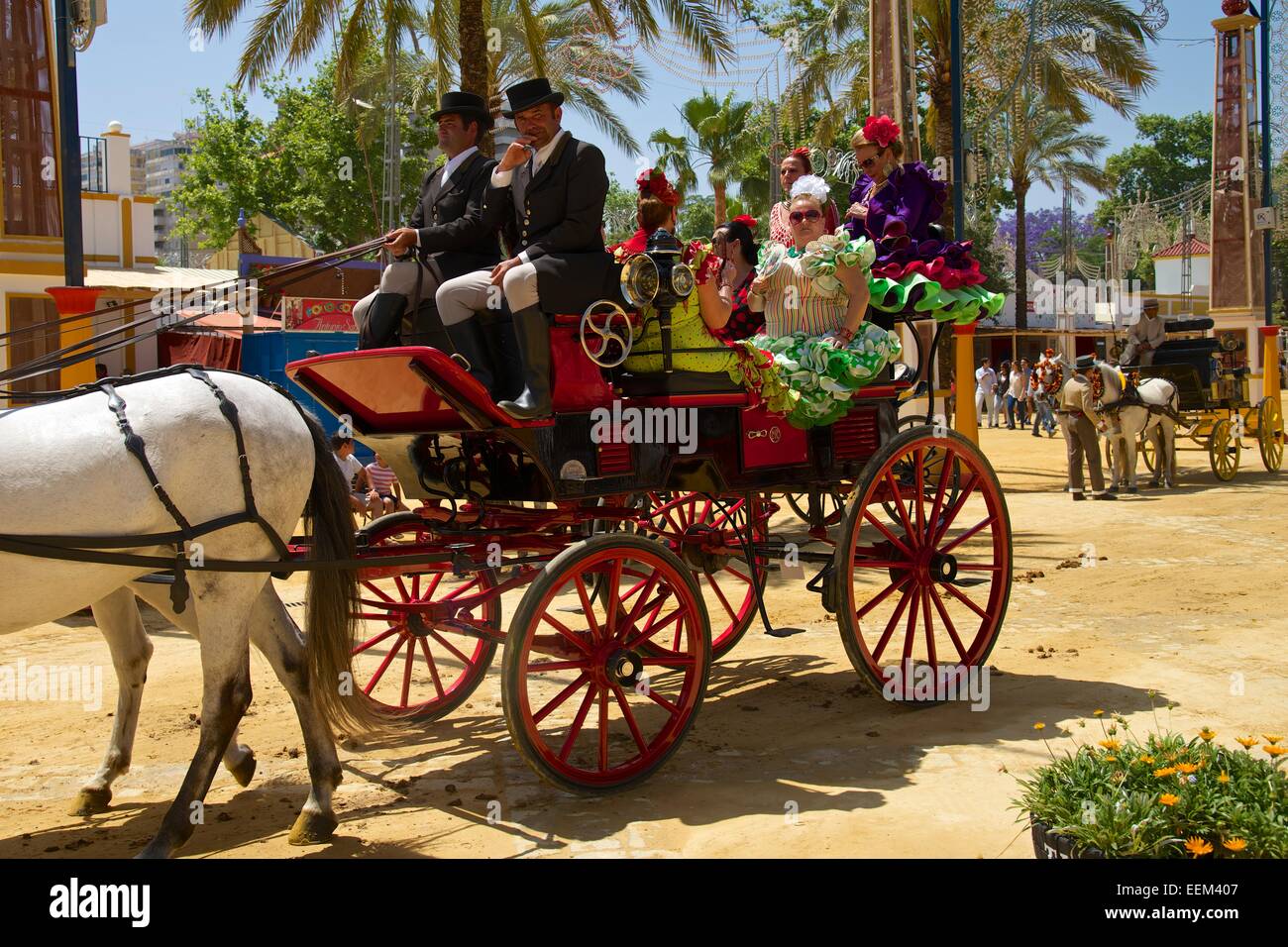 Carrelli a Feria del Caballo, Jerez de la Frontera, Andalusia, Spagna Foto Stock