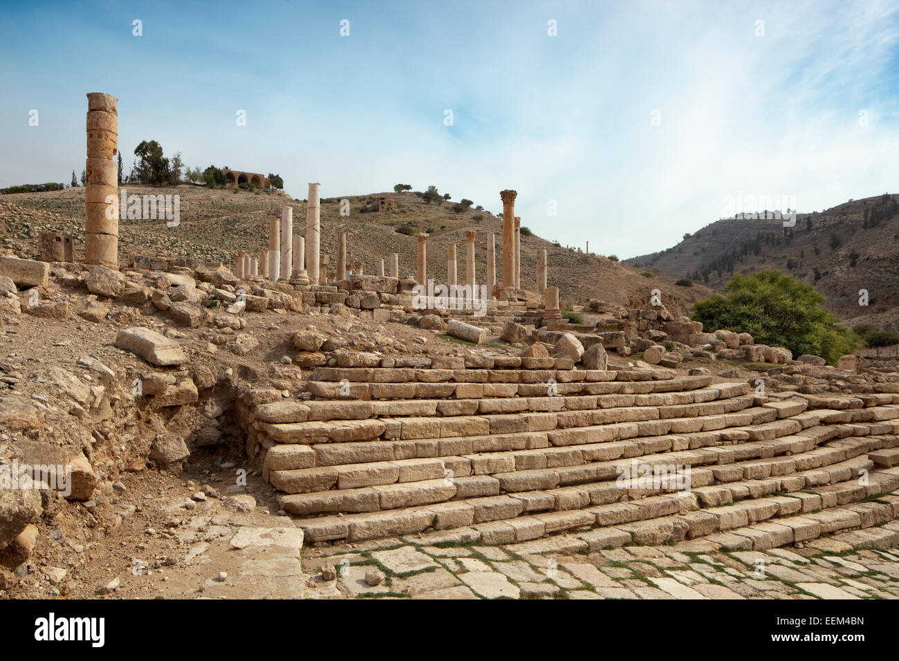 Scale per la Basilica bizantina, antiche rovine di Pella, anche Tabaqat Fahl, Wadi el Jirm Moz, Jordan Valley, vicino a Irbid, Giordania Foto Stock